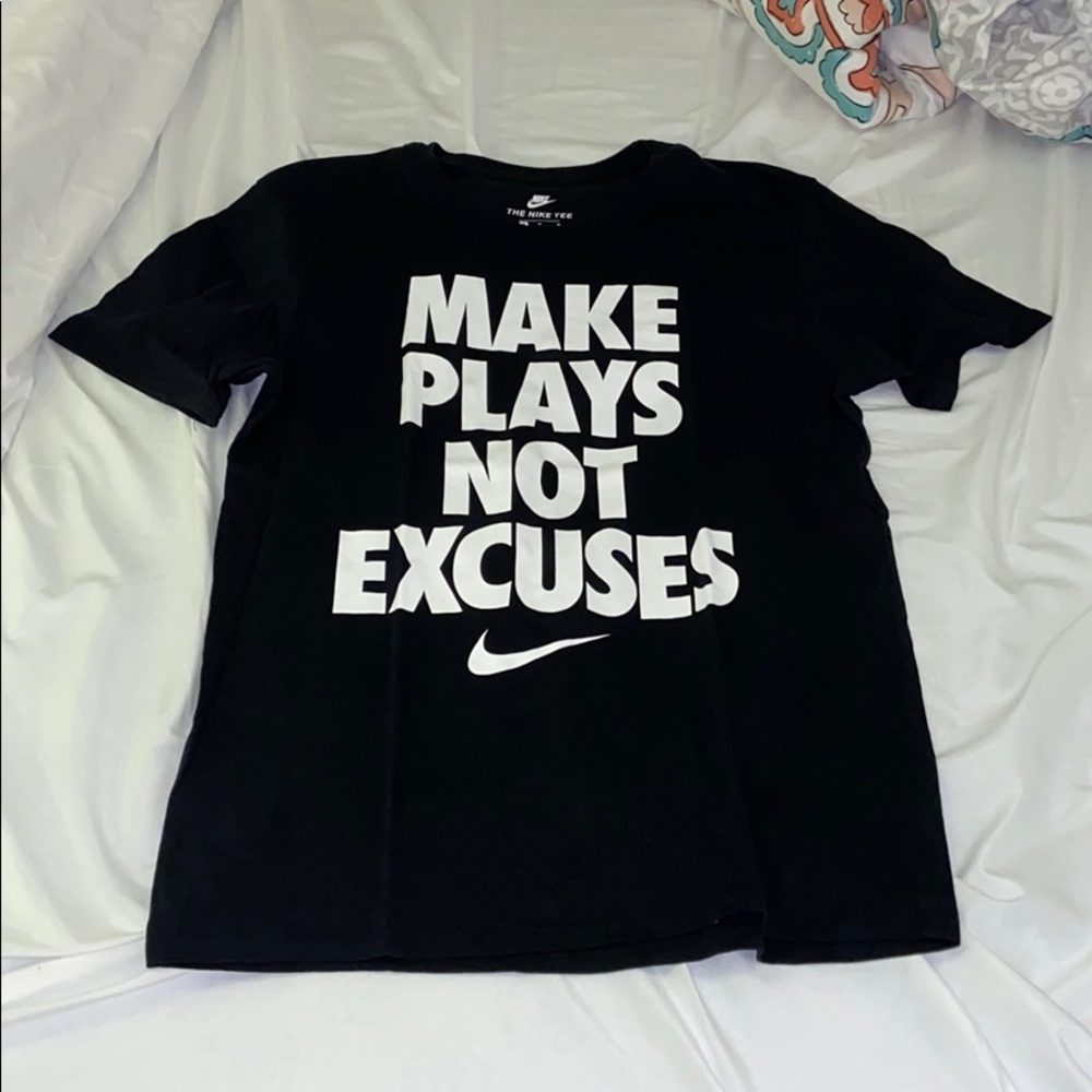 nike tee